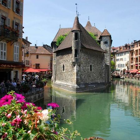 The One Suite Annecy Eksteriør bilde